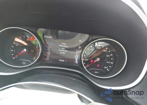 2019 Jeep Compass Limited 4X4 from USA, damaged, VIN 3C4NJDCB7KT666379